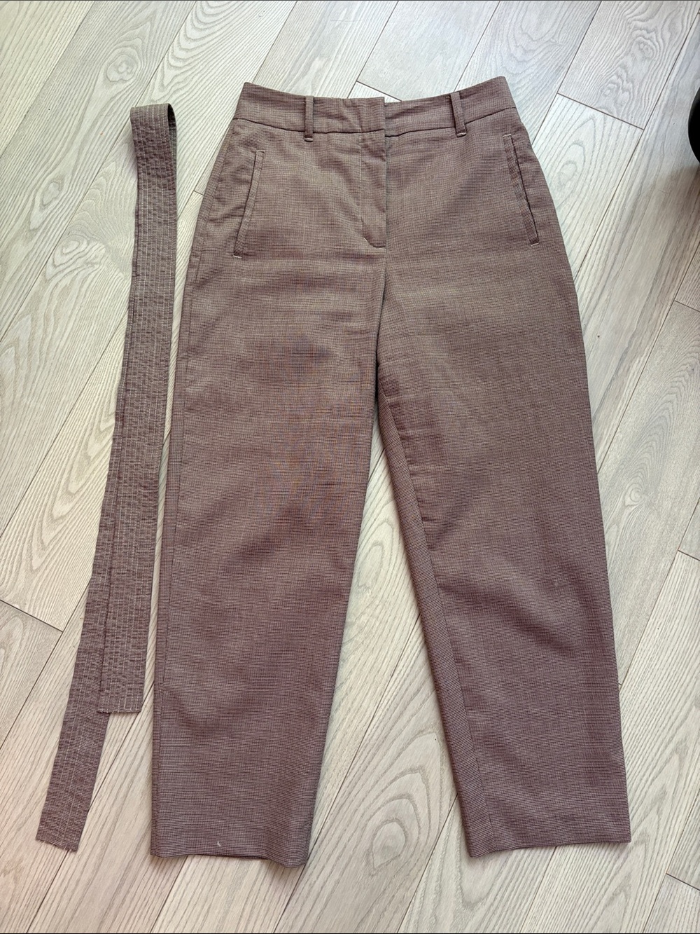 Wilfred Straight Leg Cropped Pants in Brown